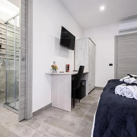 Believe One Con Napels